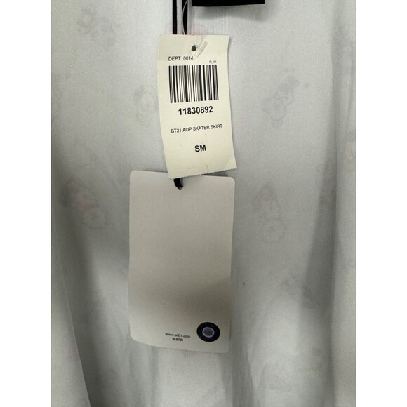 BT21 BTS Skater Skirt Light Blue With Korean Pop Elastic Waist and Pockets S NEW - Picture 4 of 7